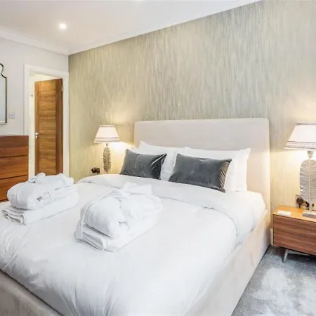 Penthouse Frankfurt Center-close To Amenities Holiday home Frankfurt am Main