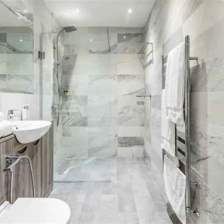 Penthouse Frankfurt Center-close To Amenities *